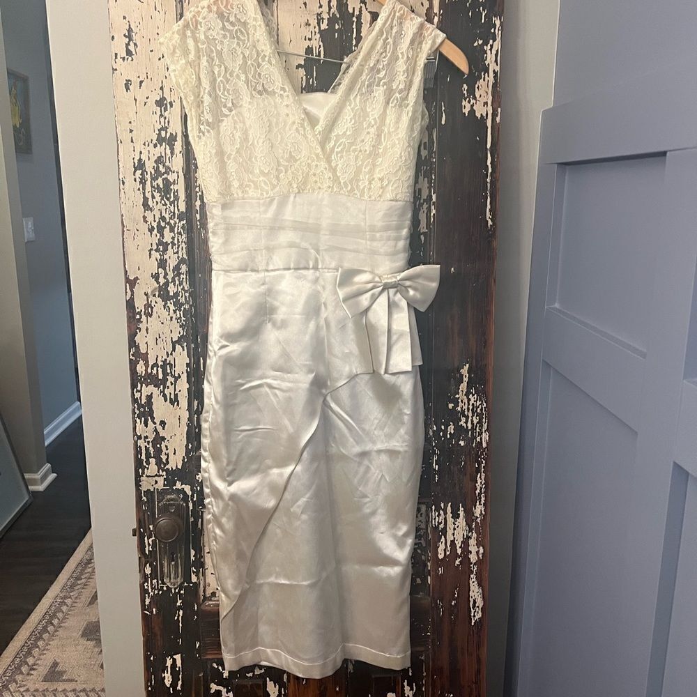 Vintage Bettie Page silky Lace wedding Bridal Rehearsal occasion dress. Size S.